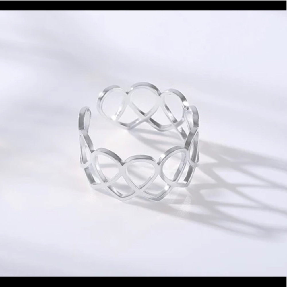Adjustable silver ring